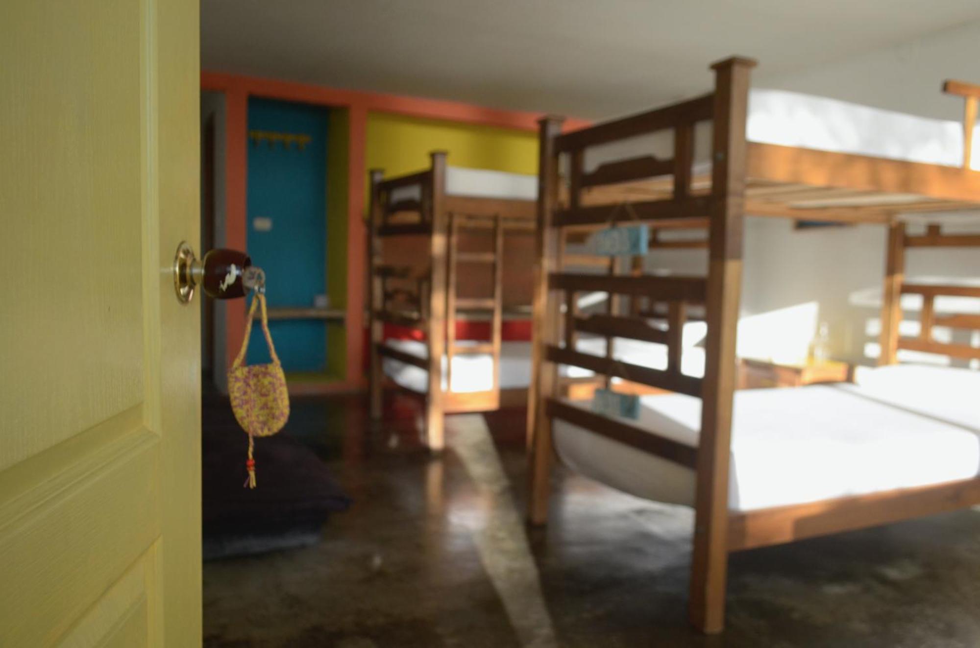 Playa Del Ritmo Beach Hostel & Bar - Adults Only Санта Марта Екстериор снимка